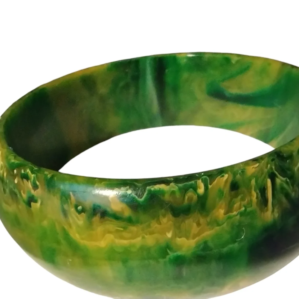 BAKELITE End of Day Marbled Bracelet & Earrings Green, Gold, Black Vintage Set